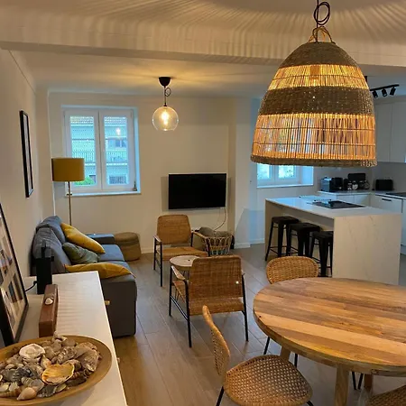 アパート Cozy Surfhouse At Obidos Lagoon フォス・ド・アレーリョ