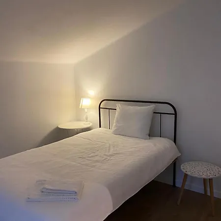 Cozy Getaway At Obidos Lagoon & Ocean Апартаменты *