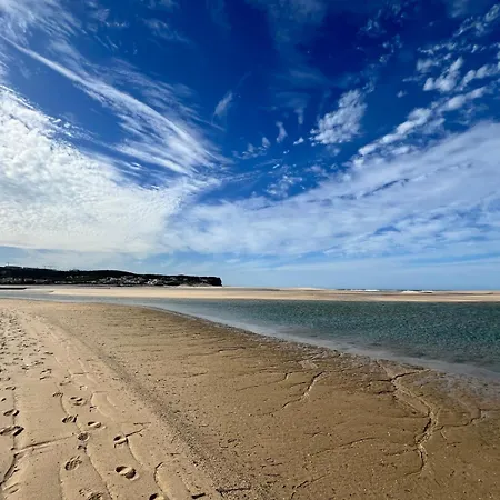 Lägenhet Cozy Getaway At Obidos Lagoon & Ocean