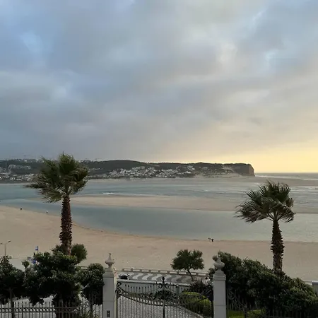 Cozy Getaway At Obidos Lagoon & Ocean